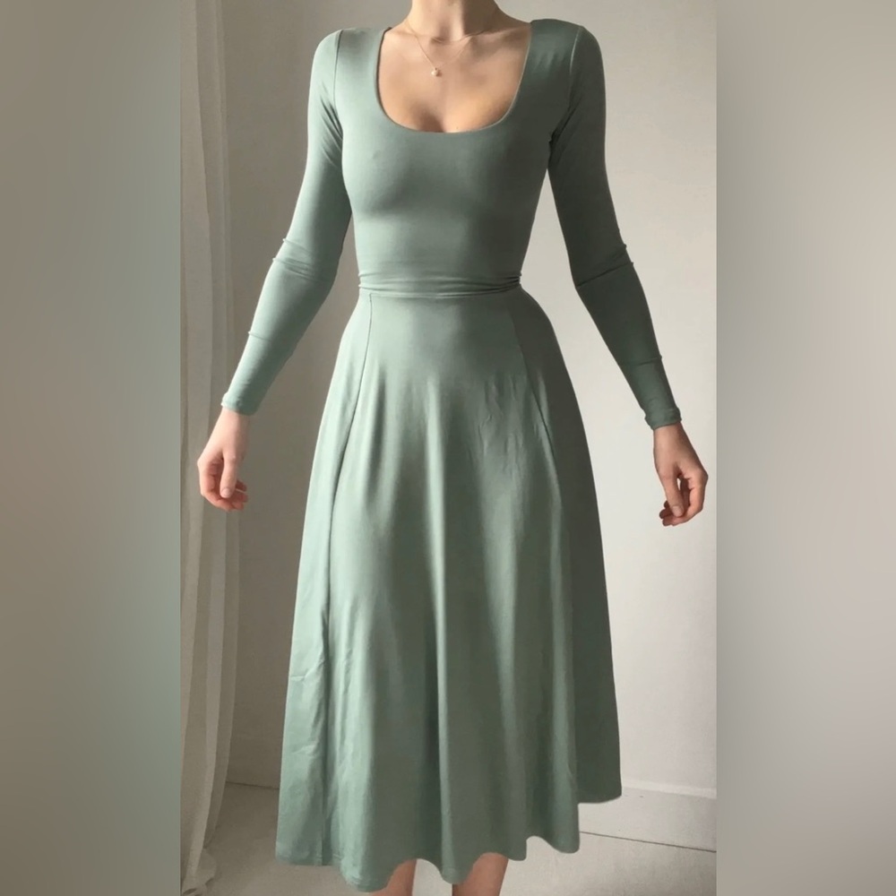 Iris Midi Dress in Organic Bamboo - S / Sage Green